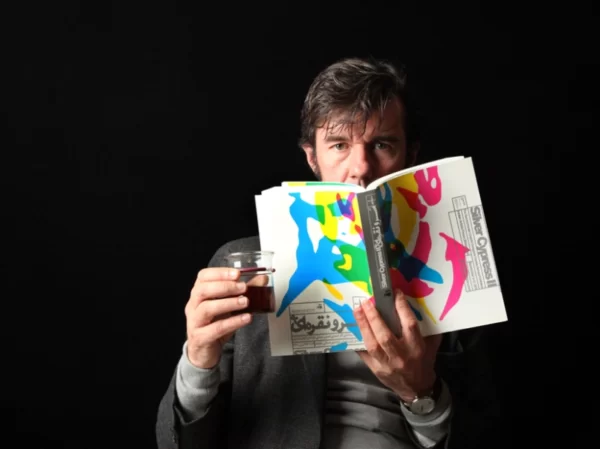 استفان ساگمیستر: جادوگر گرافیک و تایپوگرافی| stefan sagmeister 1 ساگمیستر stefan sagmeister باشگاه پرورش محصول tegory%