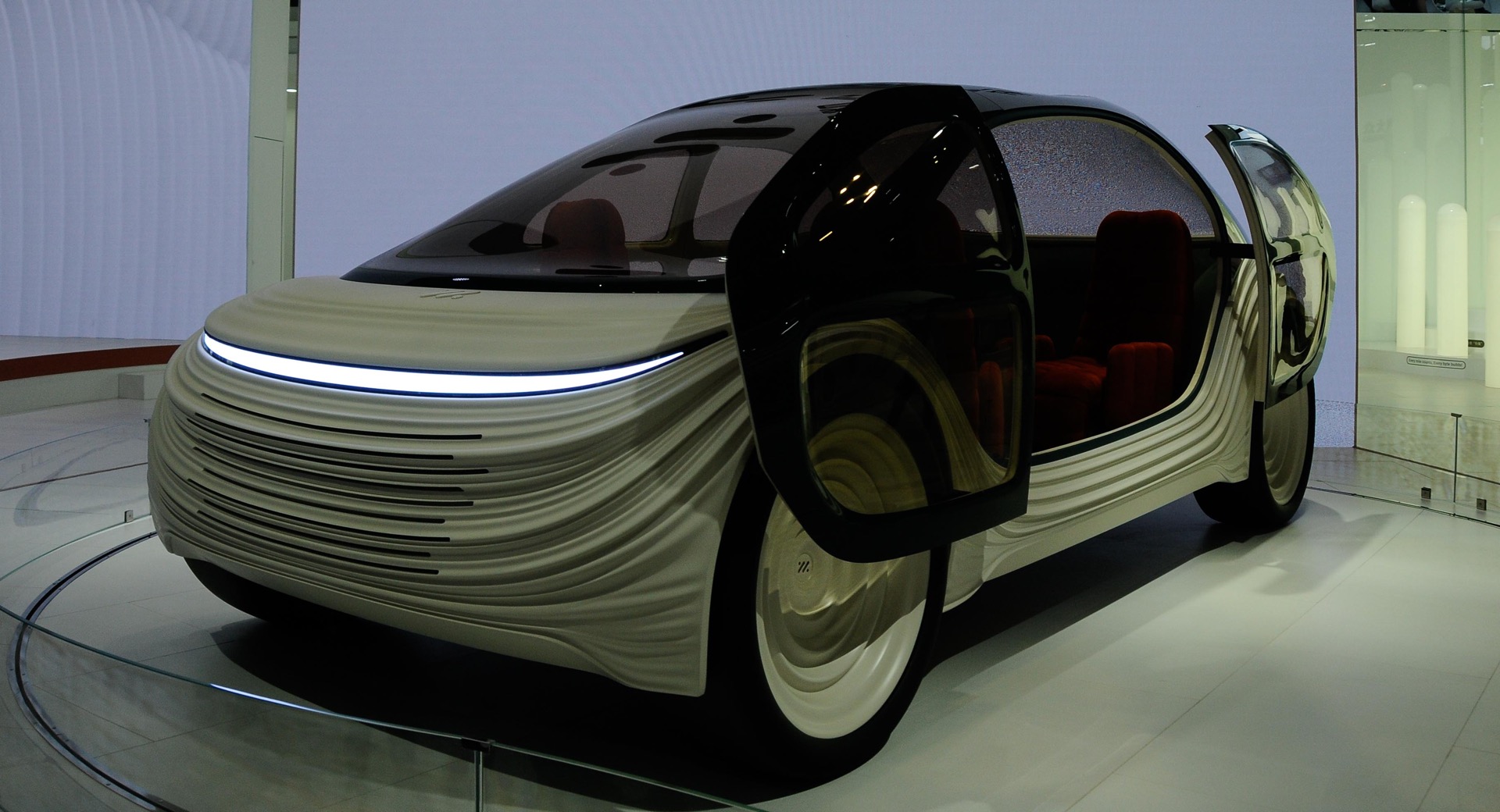 توماس هدرویک: طراح با هویت چندرشتهای | Thomas Heatherwick 12 AIRO CAR - طراحی خودرو آینده از توماس هیدرویک