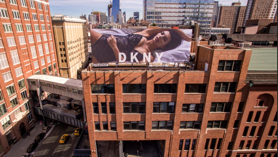 DKNY: برند پوشاک و لباس زیر | نگاهی به کمپین "صبح بخیرنیویورک" 1 کمپین "صبح بخیر نیویورک" تبلیغات لباس زیر