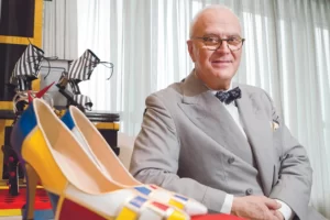 مانولو بلانیک| Manolo Blahnik