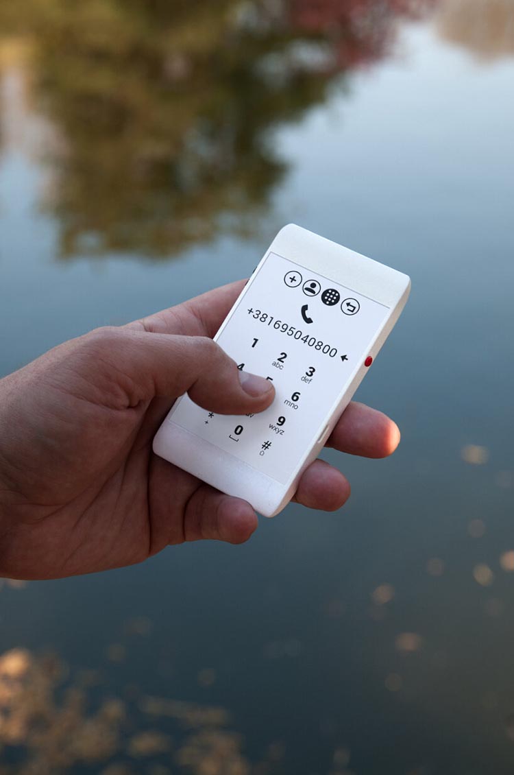 آ فون، چاپ سه بعدی موبایل با جوهر الکترونیکی