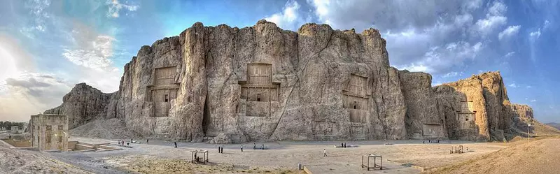 سنگنگاری: روایتهای سنگی از گذشته | Petroglyphs 2 نقش رستم Fars Iran باشگاه پرورش محصول tegory%