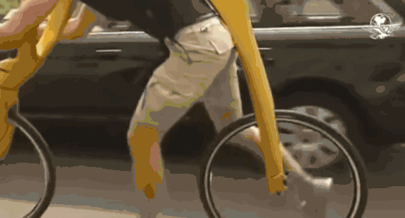 دوچرخههای ساختارشکن:از Dandy Horse تا Fliz Bike 5 Dandy Horse تا Fliz Bike وقتی فرم، معنا را جابهجا میکند 2 دیزاین کلاب: باشگاه پرورش محصول محصولات فیزیکال