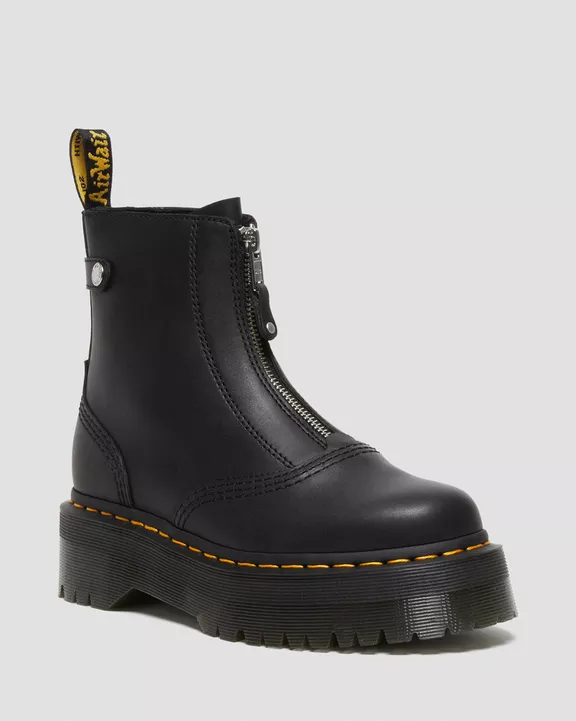 کفشهای دکتر مارتین 🥾 (Dr. Martens): از اتاق ارتوپد تا بوتچرمی 2 دکتر مارتین 🥾 Dr. Martens از اتاق ارتوپد تا بوتچرمی 1 دیزاین کلاب: باشگاه پرورش محصول طراحی کفش