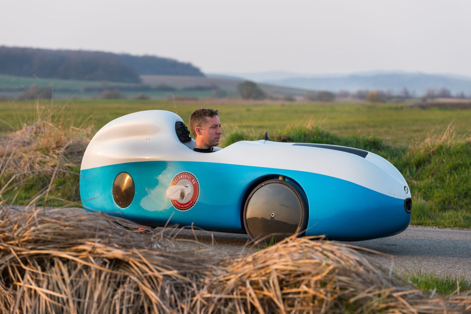Velomobile: تککاربره، هیبرید و ایرودینامیک 4 Velomobile طراحی خودرو و متور سیگلت 4 دیزاین کلاب: باشگاه پرورش محصول حملونقل تککاربره