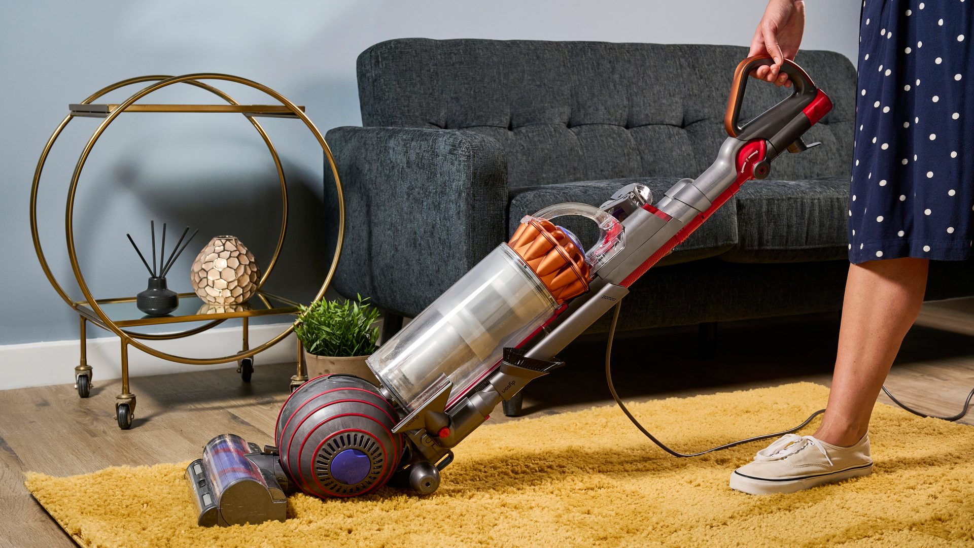 نمایش رفتار مکانیکی محصول: Function Show 9 Dyson با بدنه شفاف باشگاه پرورش محصول tegory%